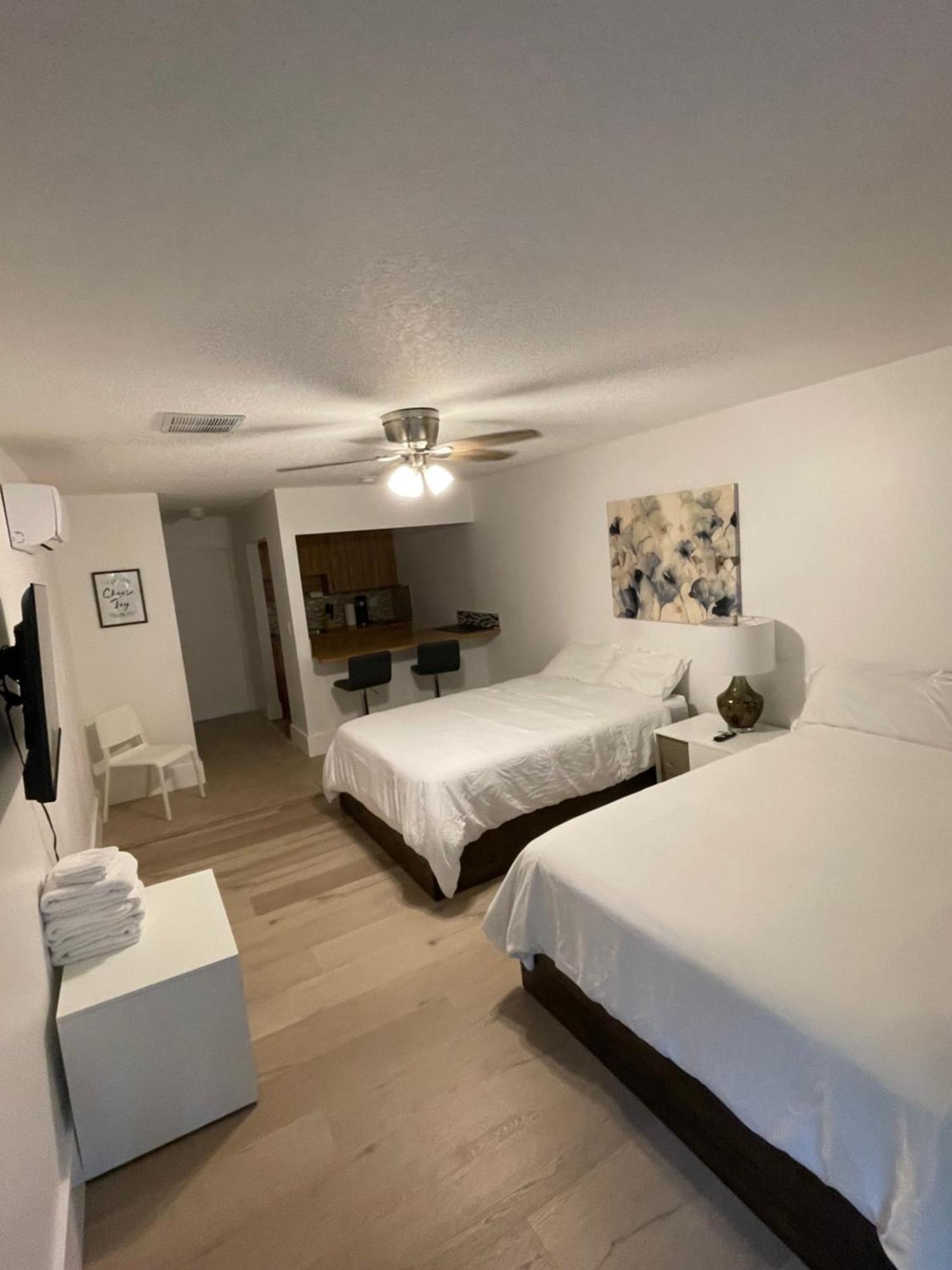 Cozy Downtown Apartments On Water 劳德代尔堡 外观 照片
