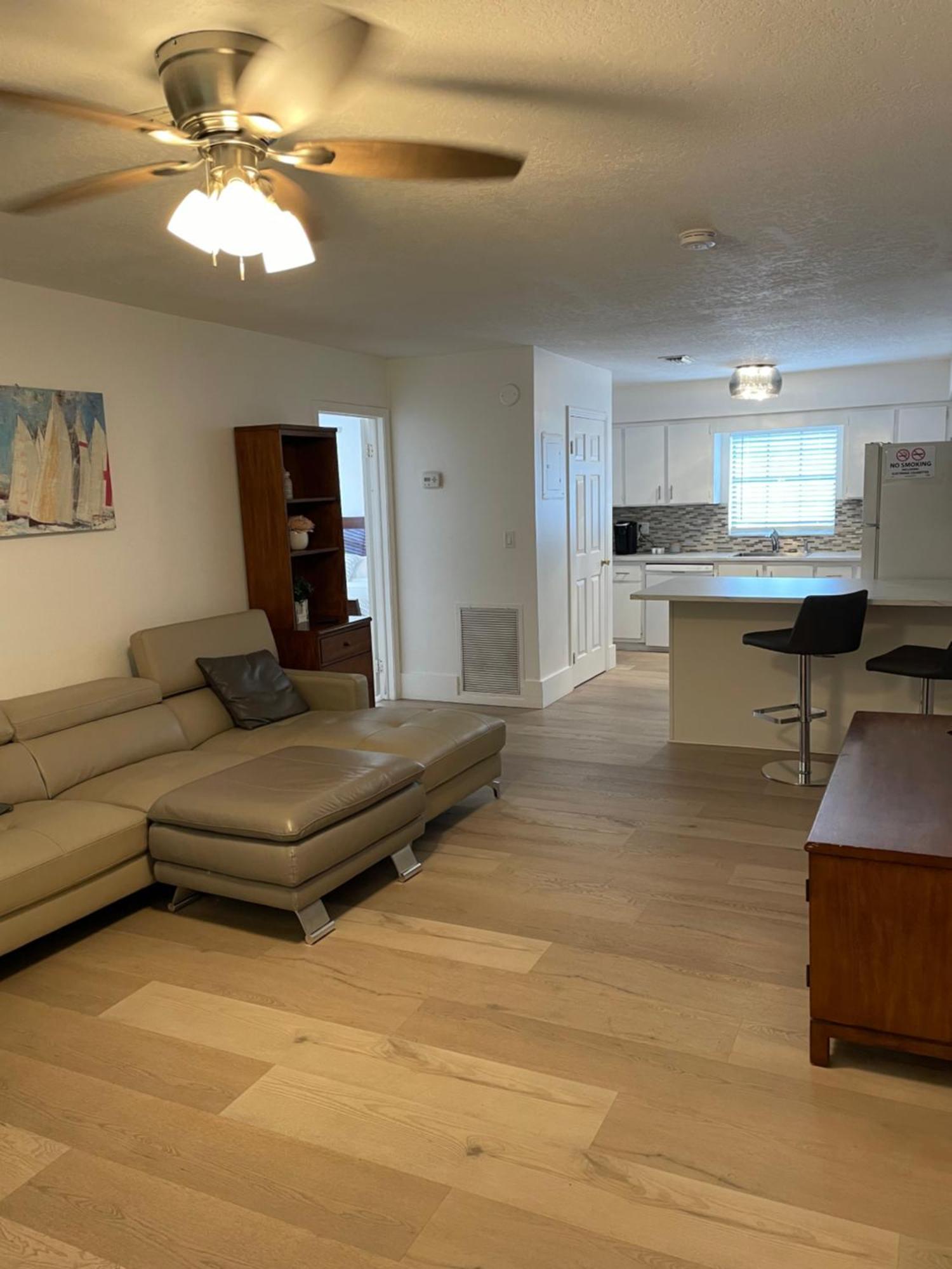 Cozy Downtown Apartments On Water 劳德代尔堡 外观 照片
