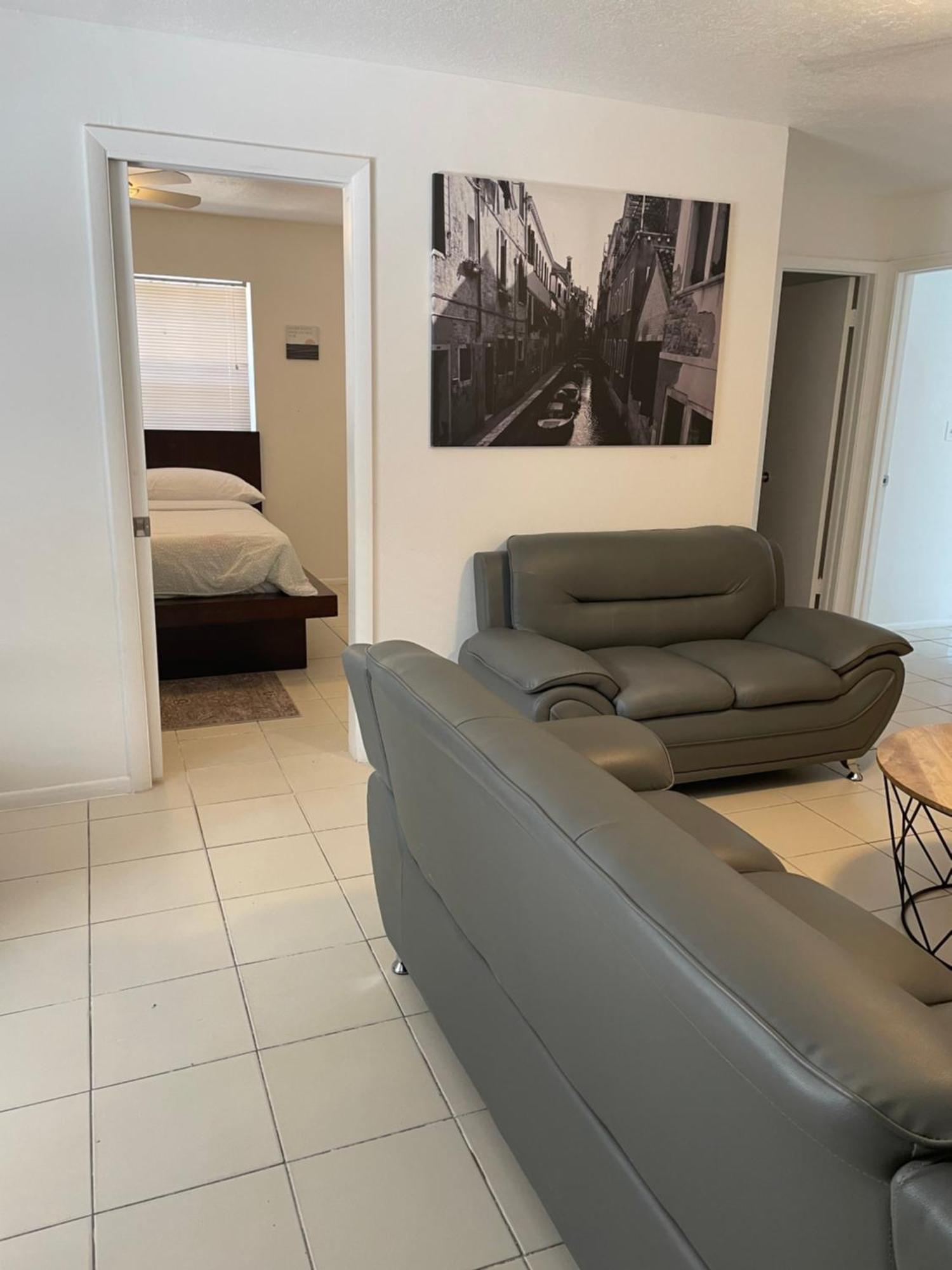 Cozy Downtown Apartments On Water 劳德代尔堡 外观 照片